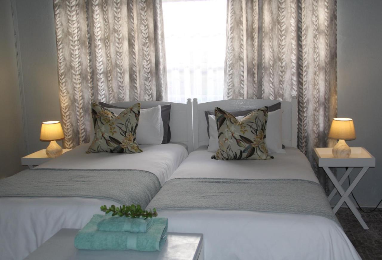 @Karoo Guesthouse Graaff-Reinet Eksteriør billede